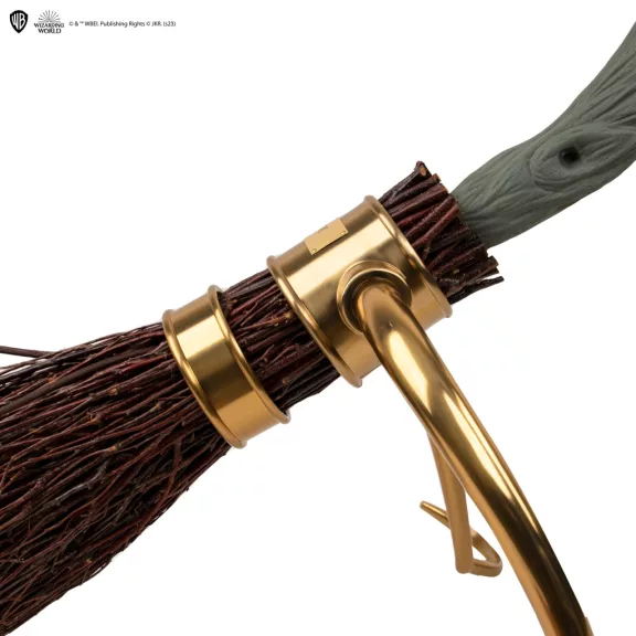 Harry Potter Firebolt - Tűzvillám seprű – Limitált kiadású replika, 165 cm