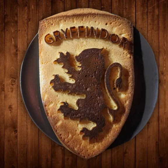 Griffendél Szilikon Sütőforma – Hivatalos Harry Potter Kollekció Griffendél Szilikon Sütőforma – Hivatalos Harry Potter Kollekció