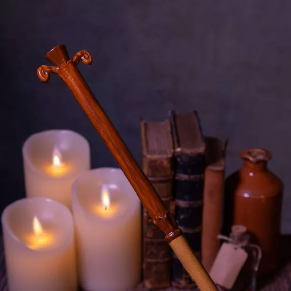 Gilderoy Lockhart varázspálcája Olivander díszdobozban Gilderoy Lockhart varázspálcája Olivander díszdobozban
